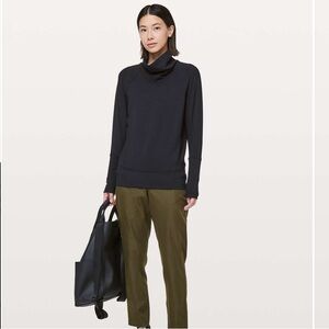 Lululemon high lines black cowl neck pullover sweater size 6